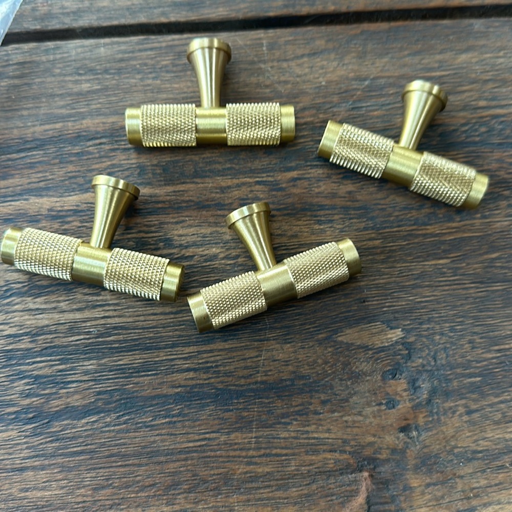 🆕 4 Knurled Pulls
